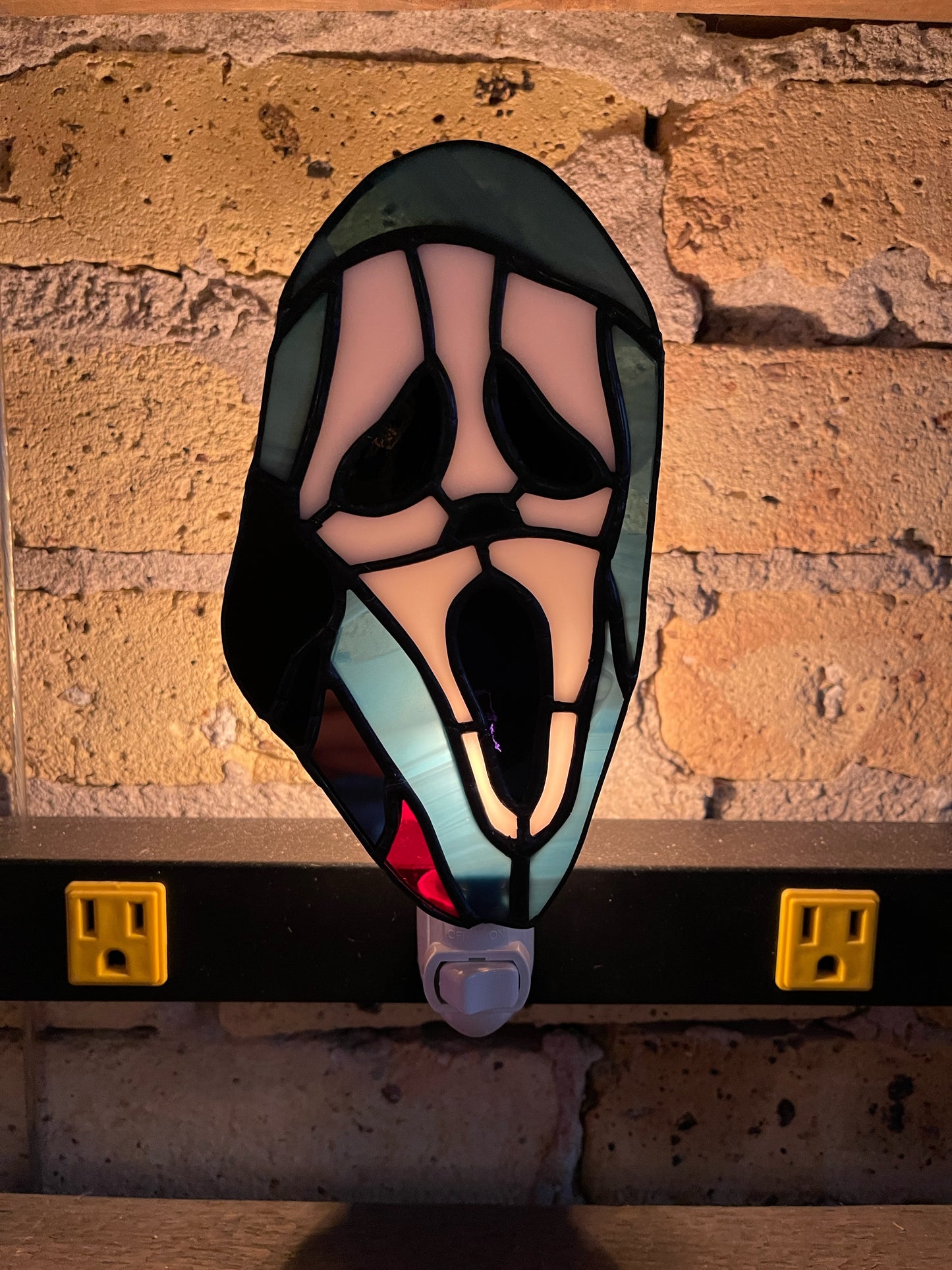 Stained Glass Scream Mask Night Light