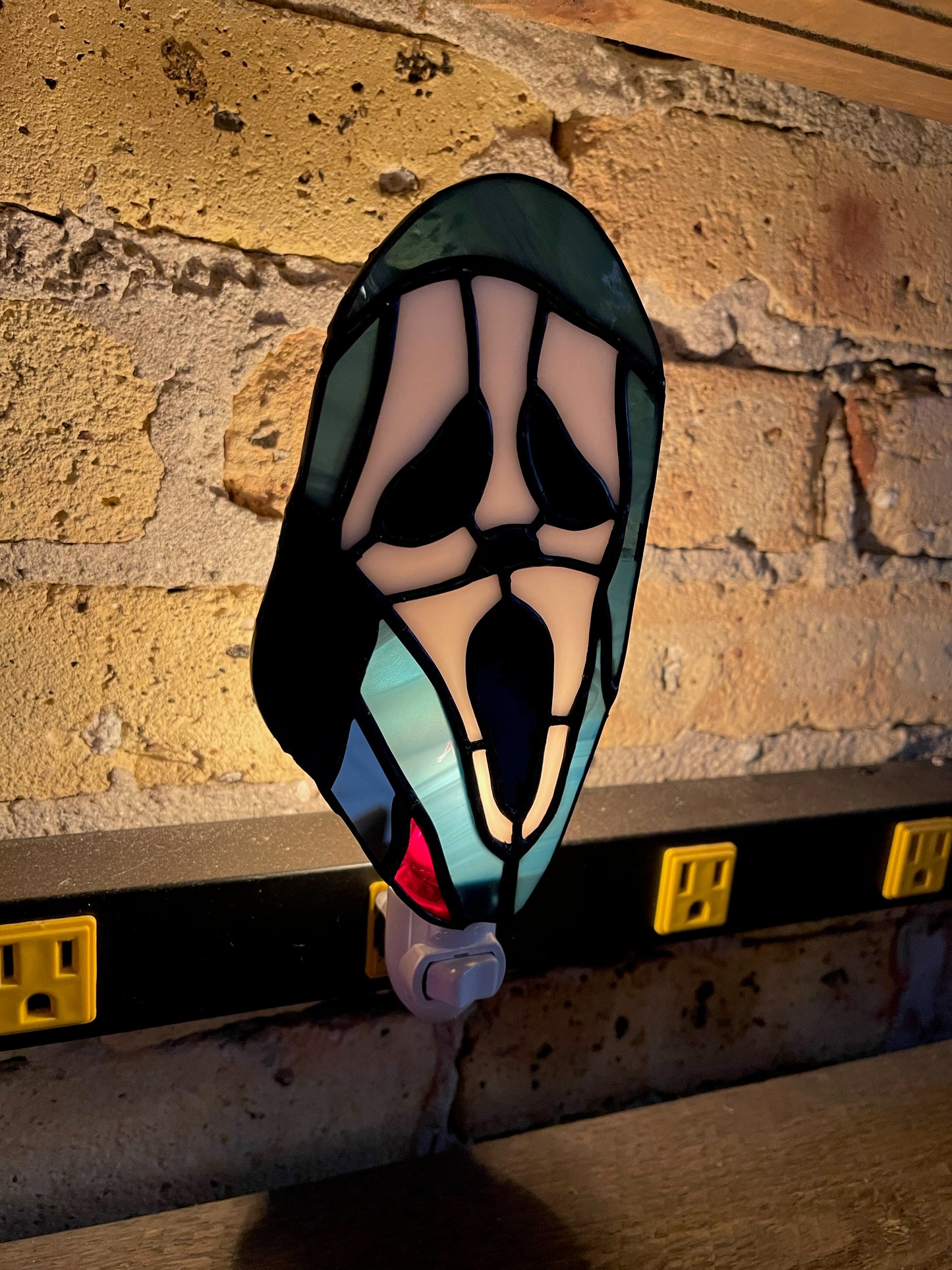 Stained Glass Scream Mask Night Light